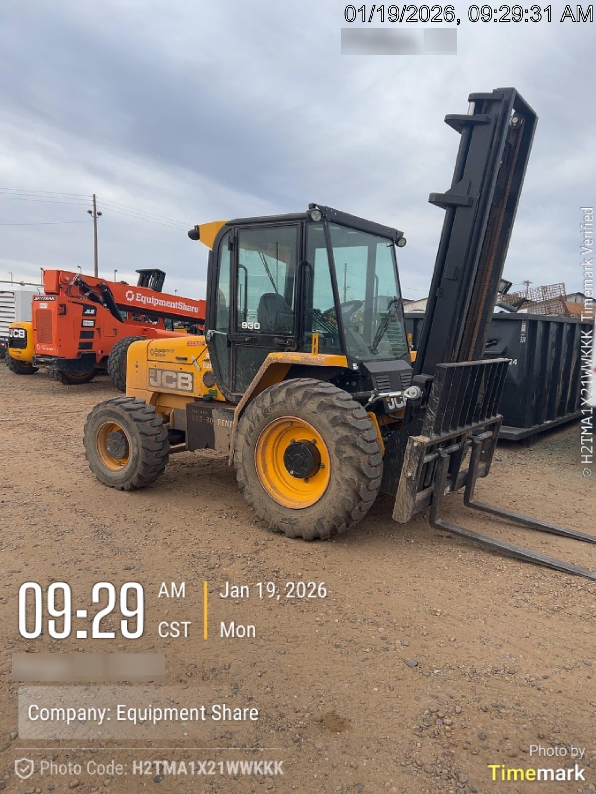 2025 JCB 930-4