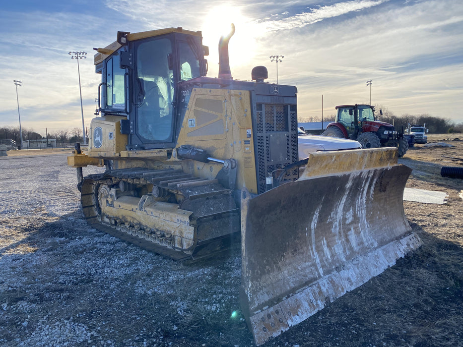 2020 JOHN DEERE 700L