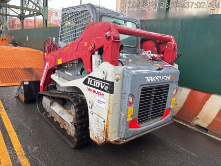 2021 TAKEUCHI TL10V2-CR