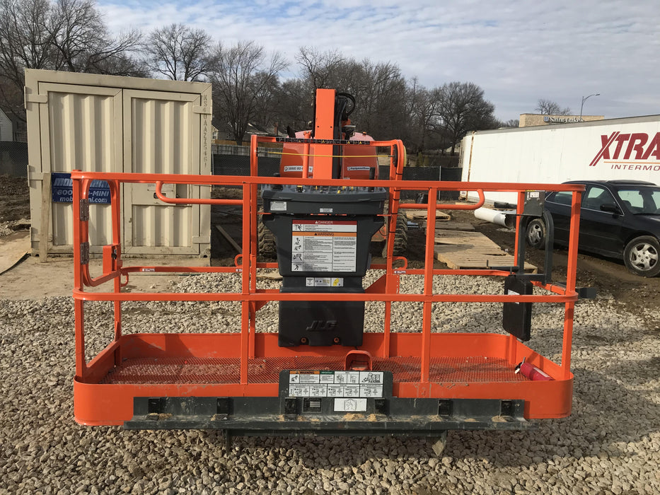 2019 JLG 460SJ