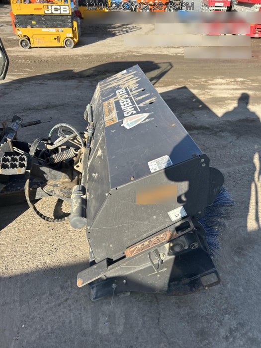 2019 PALADIN Sweepster SB72