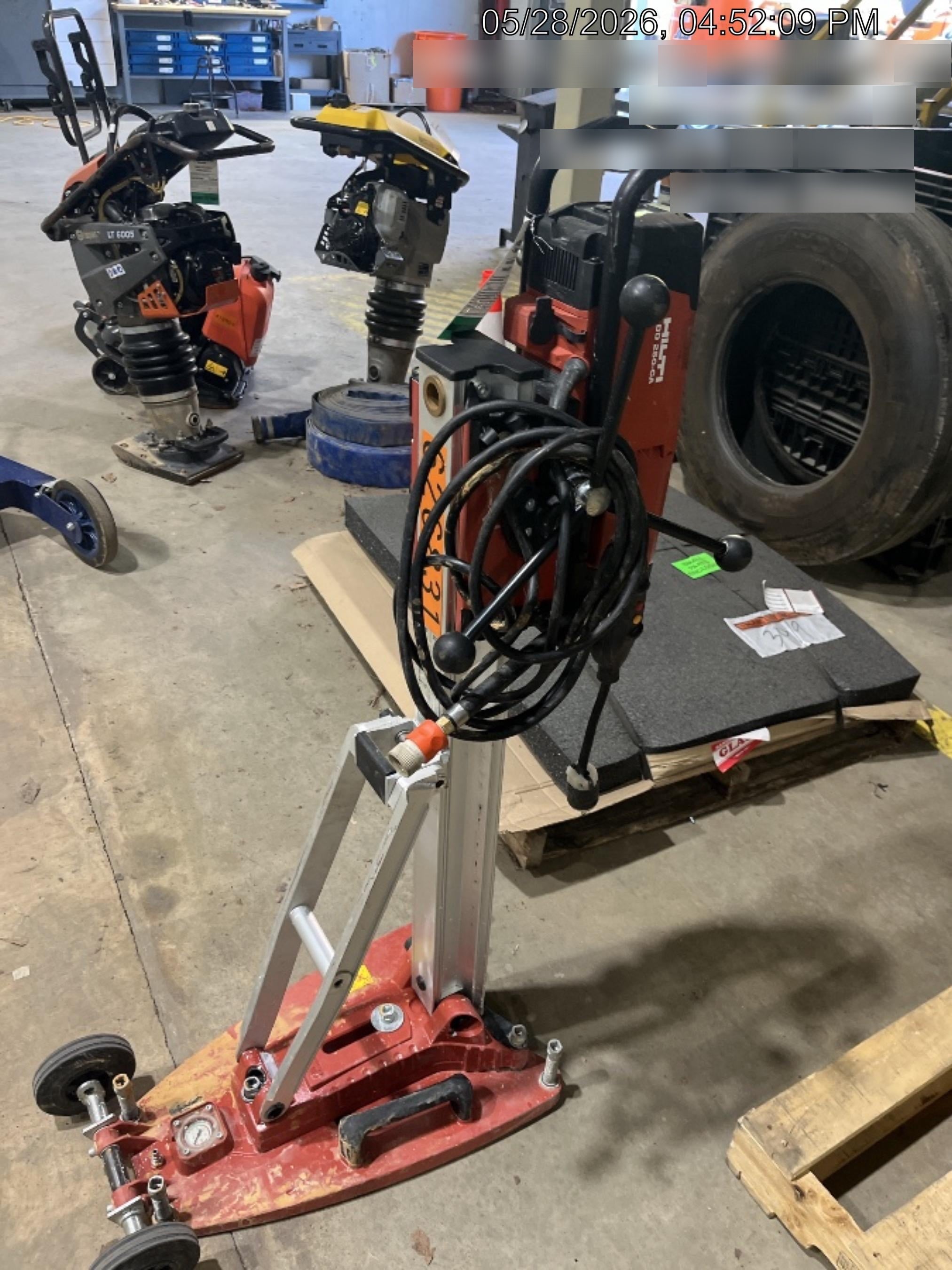 2023 HILTI DD250E