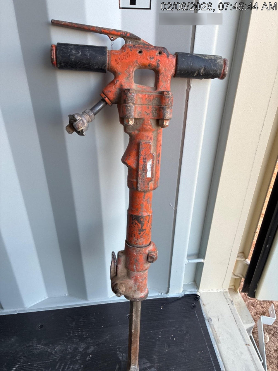 2021 MICHIGAN PNEUMATIC MP-30-1