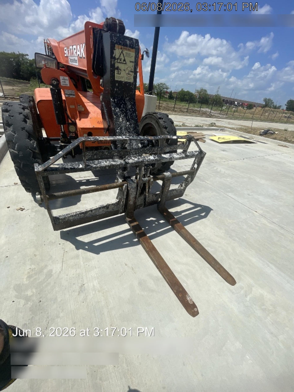 2019 Skytrak 6036 Canopy, Solid Tires, LED Work Lights, Beacon w/72" Carriage, 48" Pallet Forks