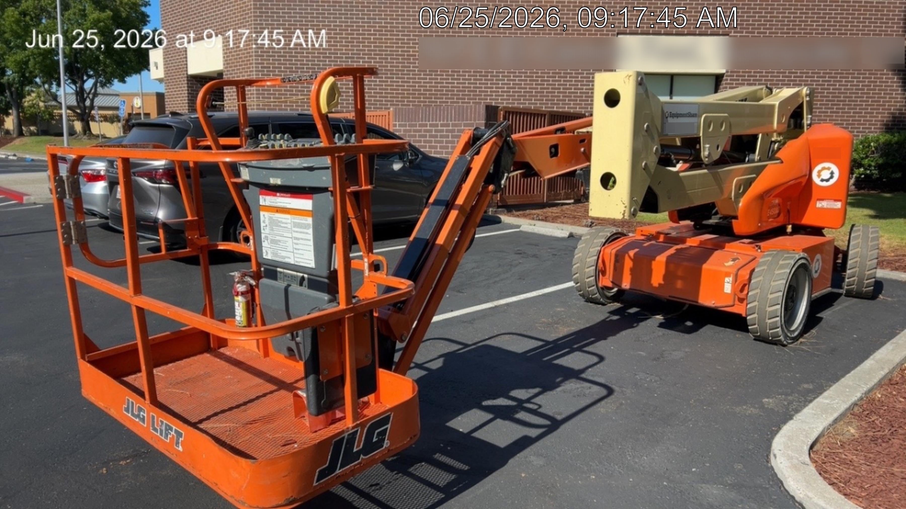 2019 JLG E450AJ