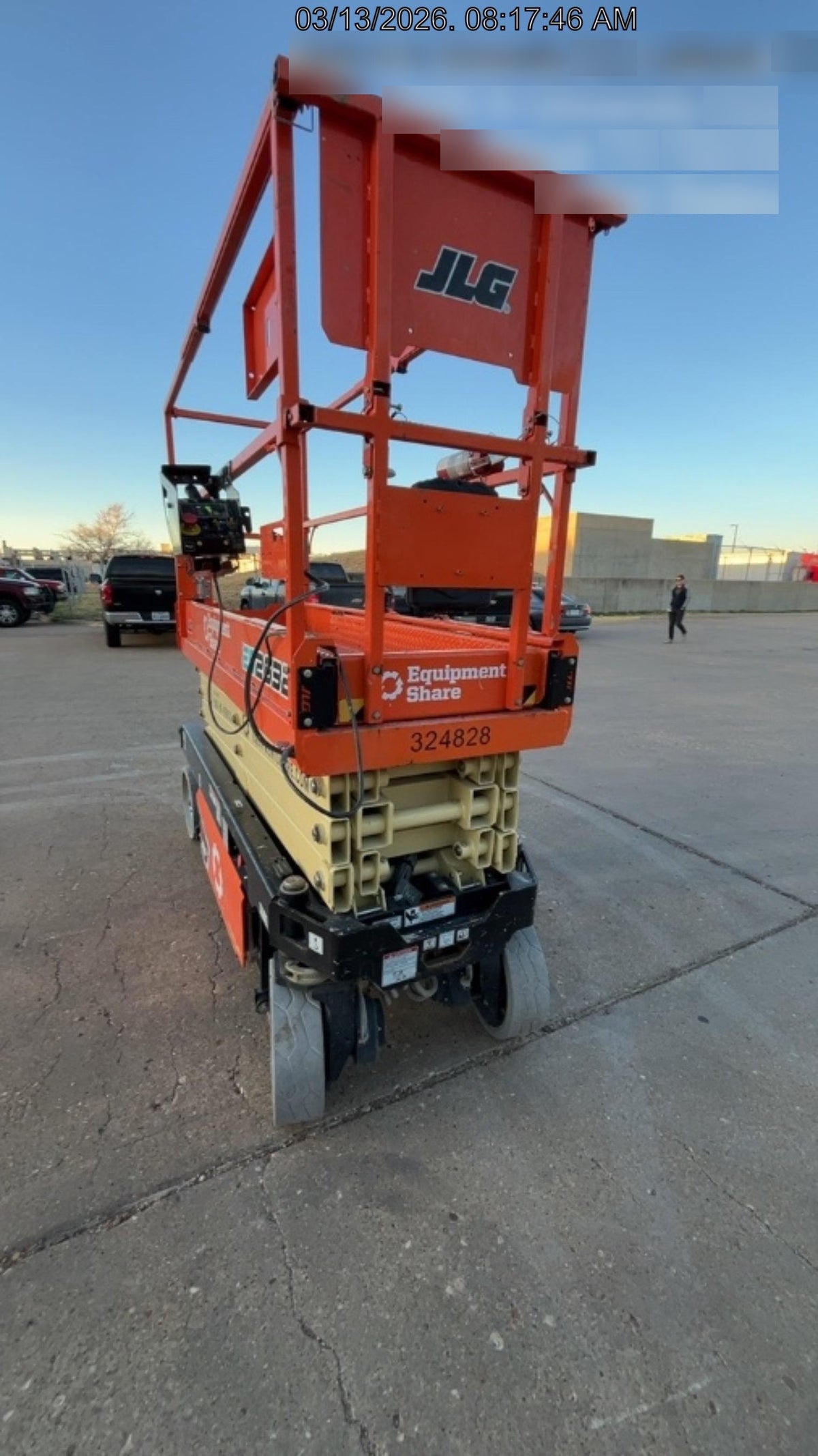 2023 JLG ES2632