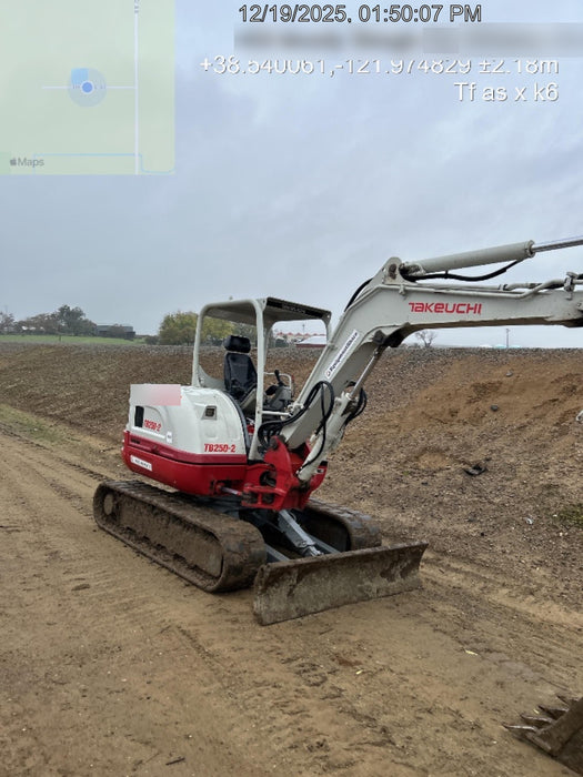 2020 TAKEUCHI TB250-2