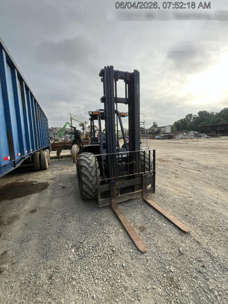 2023 CASE 588H