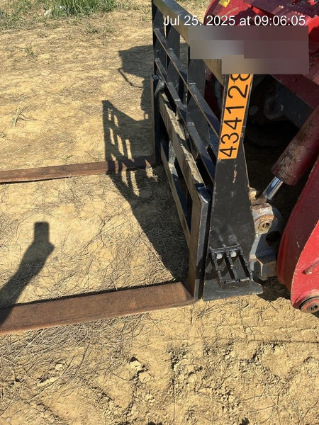 2024 ARROW MATERIAL HANDLING 72" Pallet Forks - Arrow