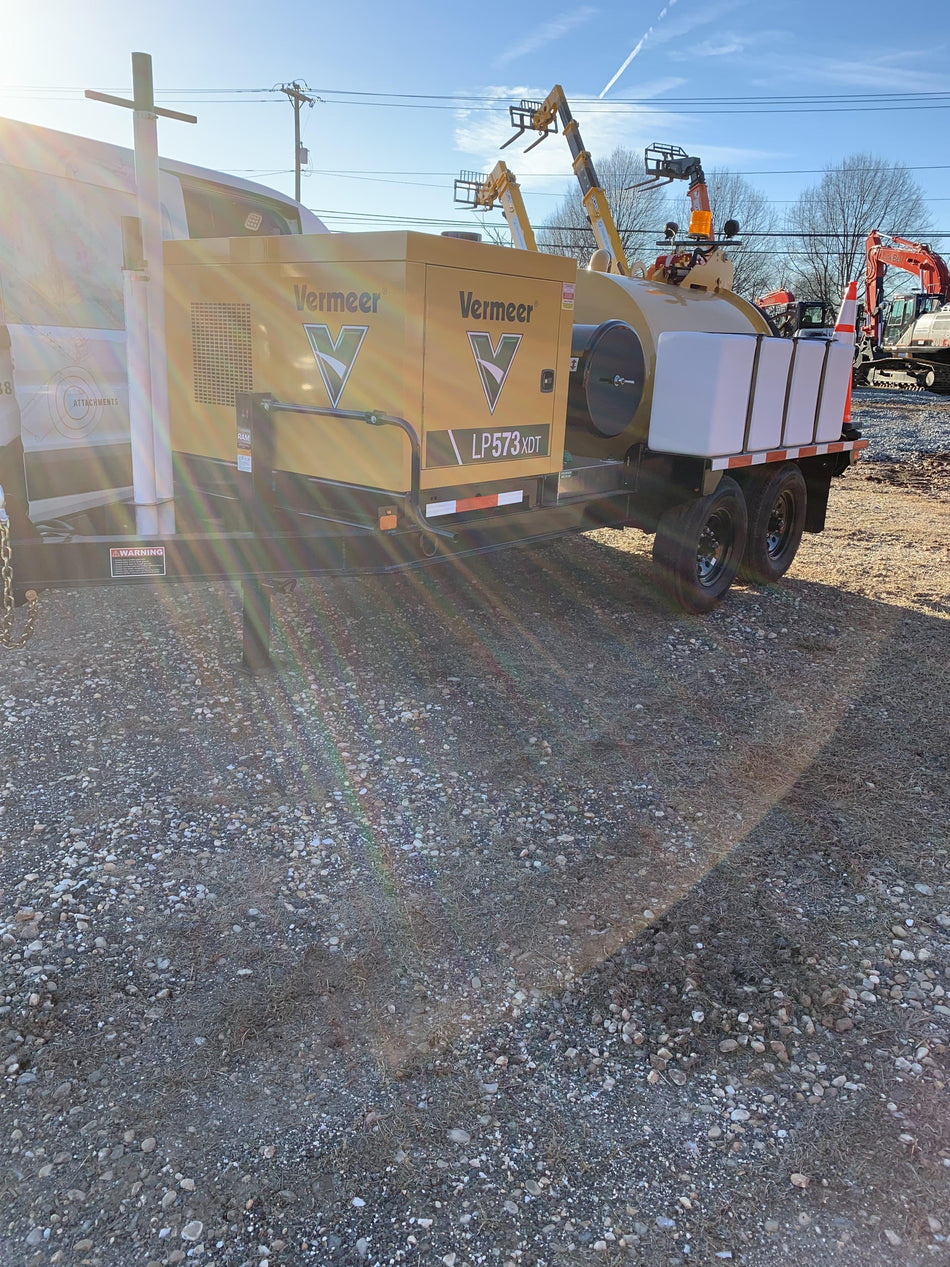 2021 Vac-Tron LP573XDT T4 Koehler Diesel Engine, 500 Gallon Debris Tank, x2 100 Gallon Water Tanks