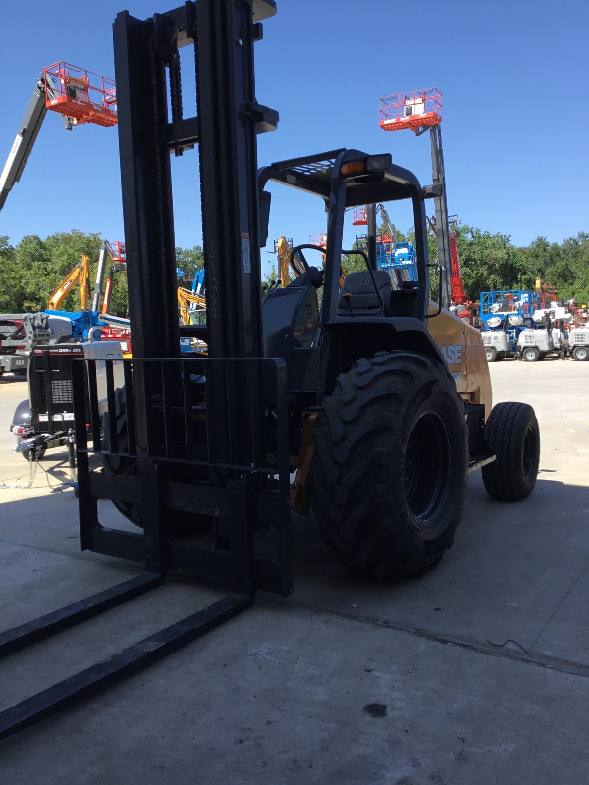 2018 CASE 588H
