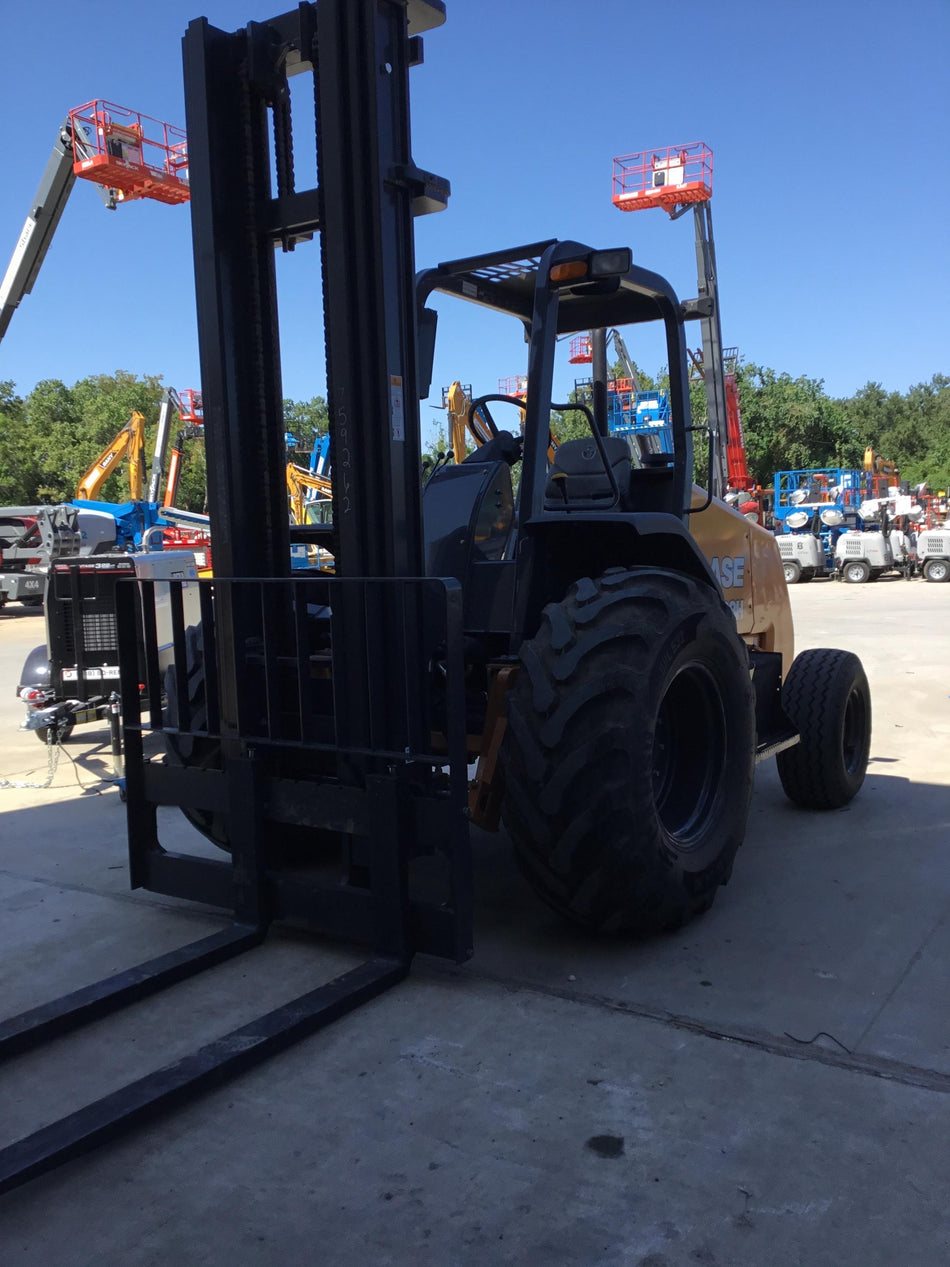 2018 CASE 588H
