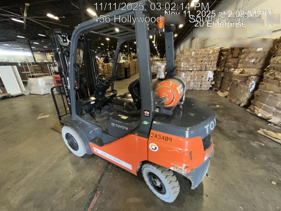 2022 TOYOTA 50-8FGU25