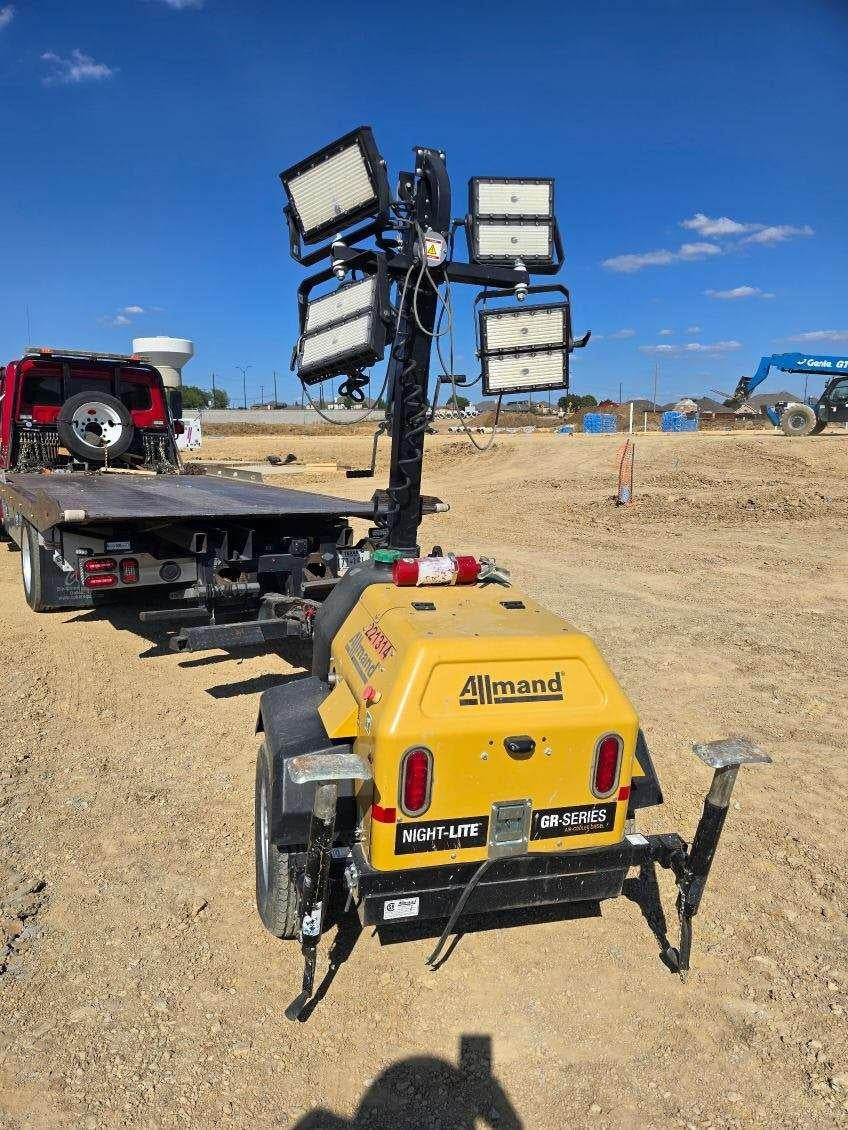 2022 Allmand NLV3GR (4) LED Light Fixture 350W, 23' Vertical Mast, 3kW Prime, Towable, Deep Sea L401, Leveling Jacks, Yanmar T4F 5.8hp