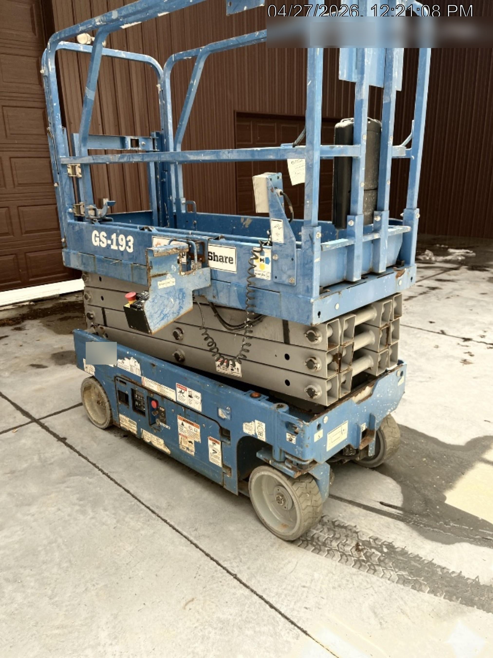 2020 Genie GS-1930 Solid Non Marking Tires, Beacon, Folding rails with half height swing gate