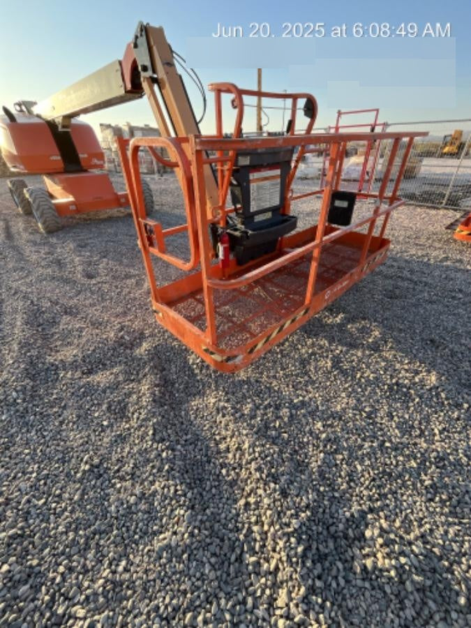 2023 JLG 460SJ