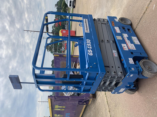 2020 Genie GS-1930 Fixed rails with chain entry gate - Pre A92.20