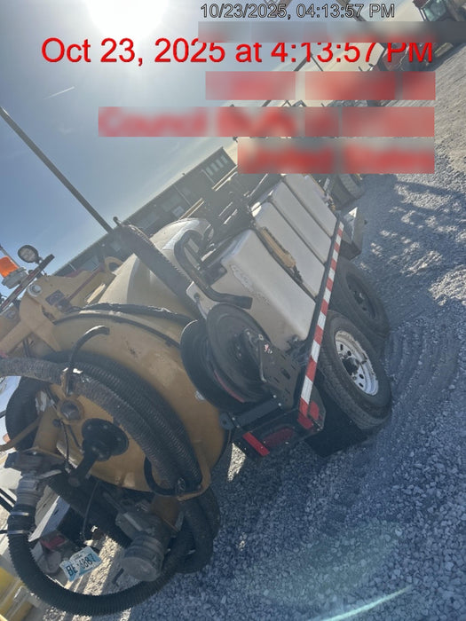 2022 VAC-TRON LP573XDT