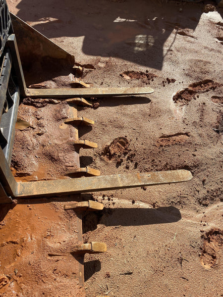2020 PALADIN 48" Pallet Forks - Paladin