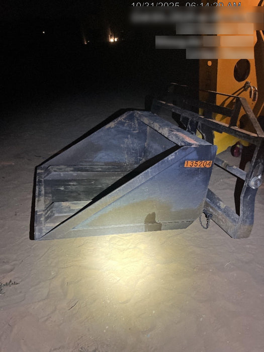 2021 ARROW MATERIAL HANDLING Telehandler Fork Bucket