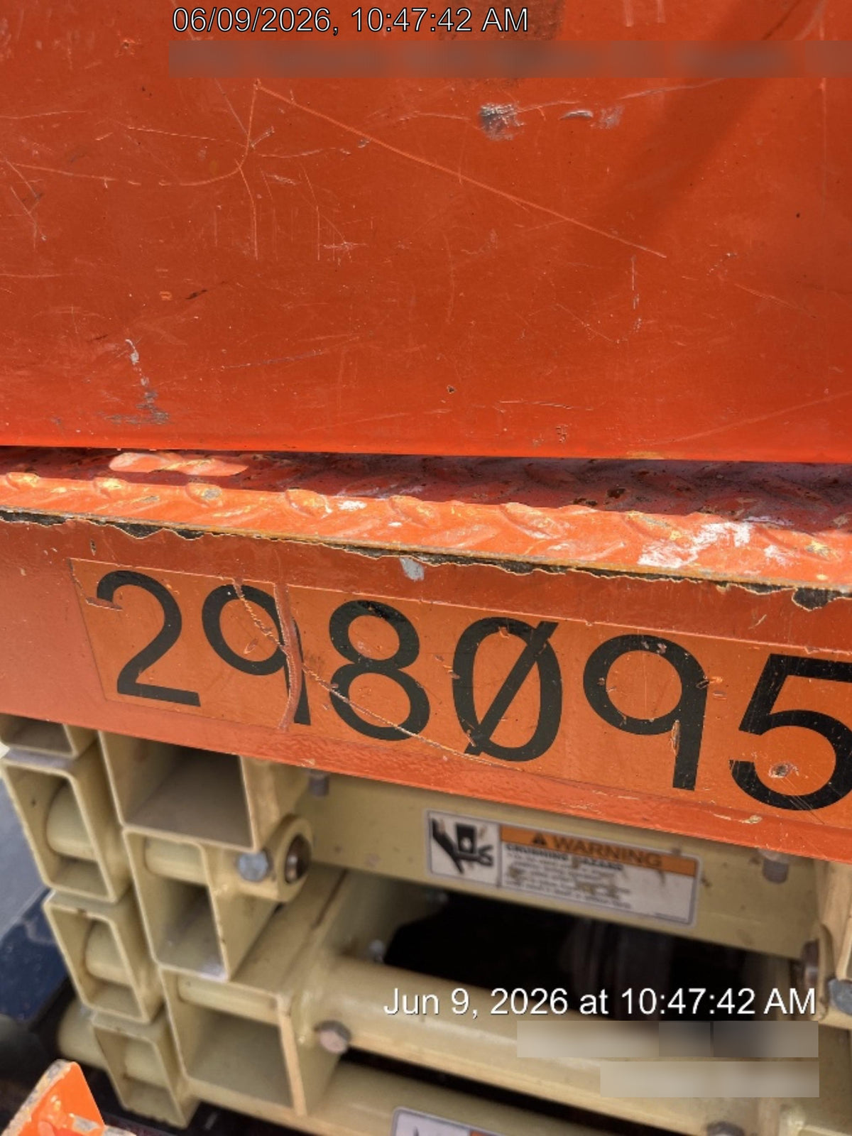 2023 JLG ES1932