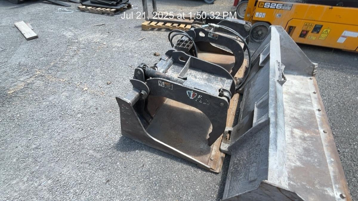 2019 PALADIN 76" Scrap Grapple Bucket - Paladin