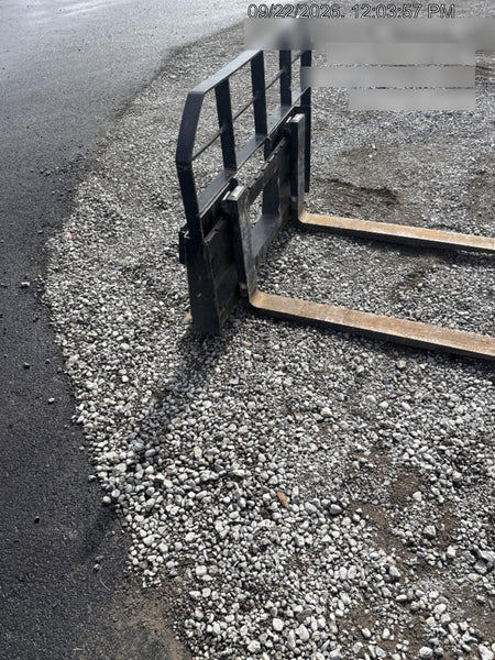 2022 ARROW MATERIAL HANDLING 48" Pallet Forks - Arrow