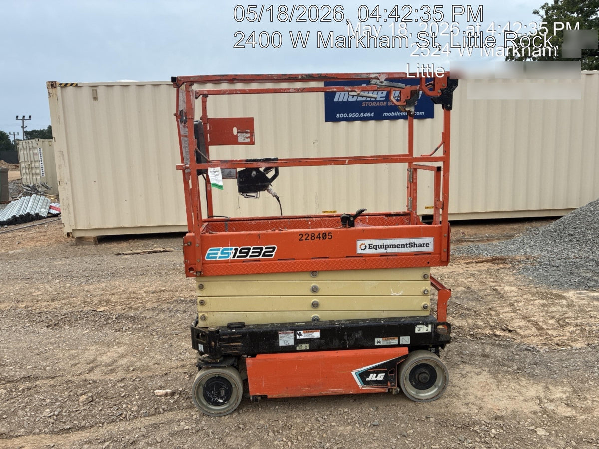 2022 JLG ES1932