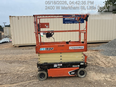 2022 JLG ES1932