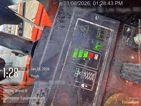 2022 JLG ES2632