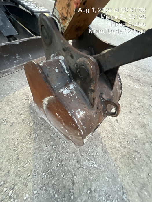 2015 CASE 24" Bucket - Case