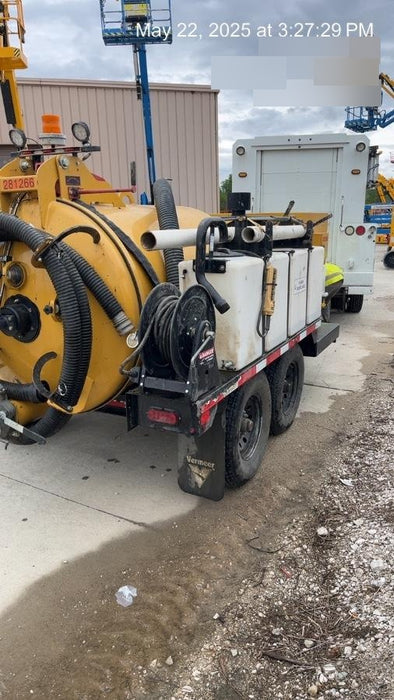 2023 Vac-Tron LP573XDT T4 Koehler Diesel Engine, 500 Gallon Debris Tank, x2 100 Gallon Water Tanks