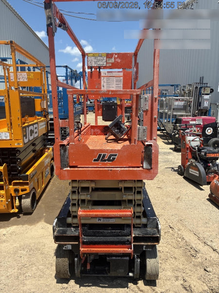 2021 JLG ES1932