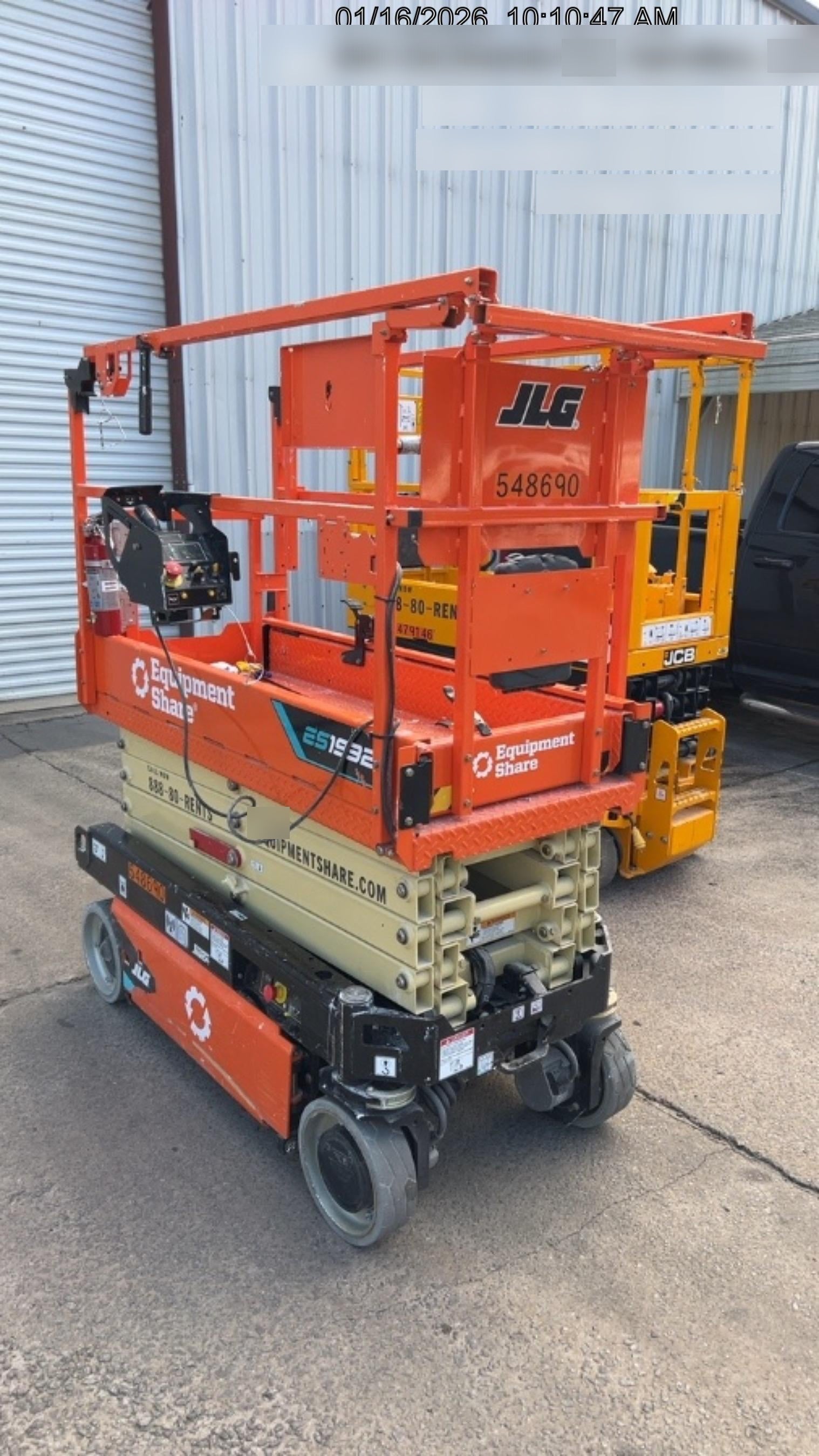 2025 JLG ES1932