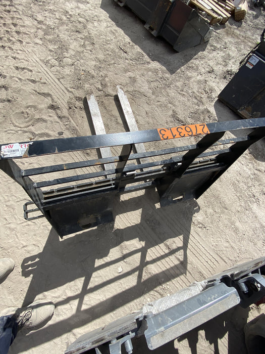 2022 ARROW MATERIAL HANDLING 48" Pallet Forks - Arrow