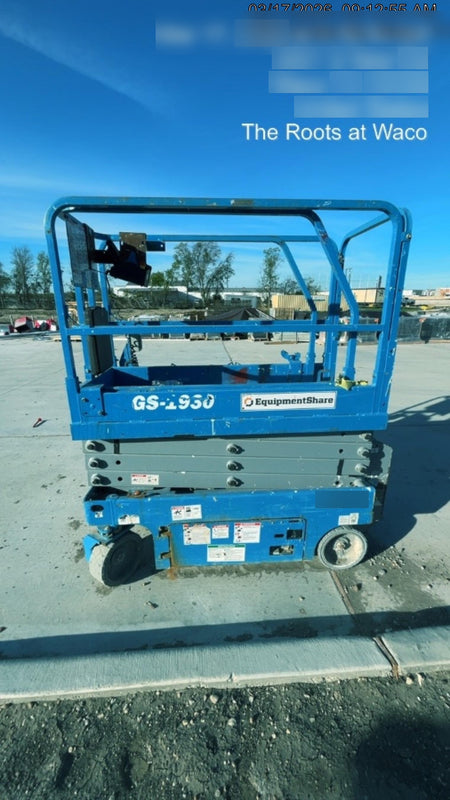 2019 Genie GS-1930 Fixed rails with chain Entry