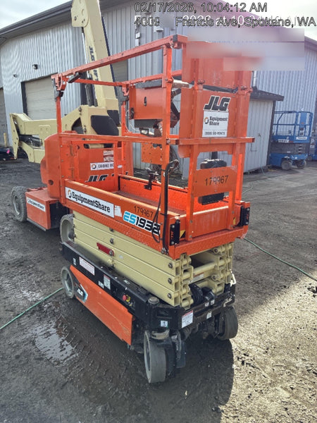 2021 JLG ES1932