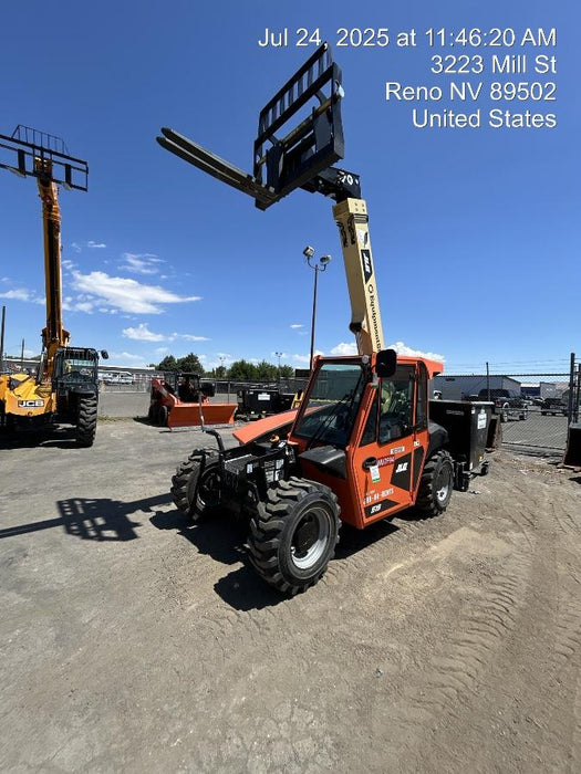 2025 JLG 519