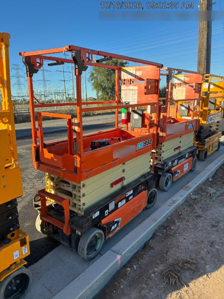 2021 JLG ES1932