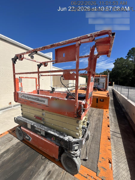 2021 JLG ES1932