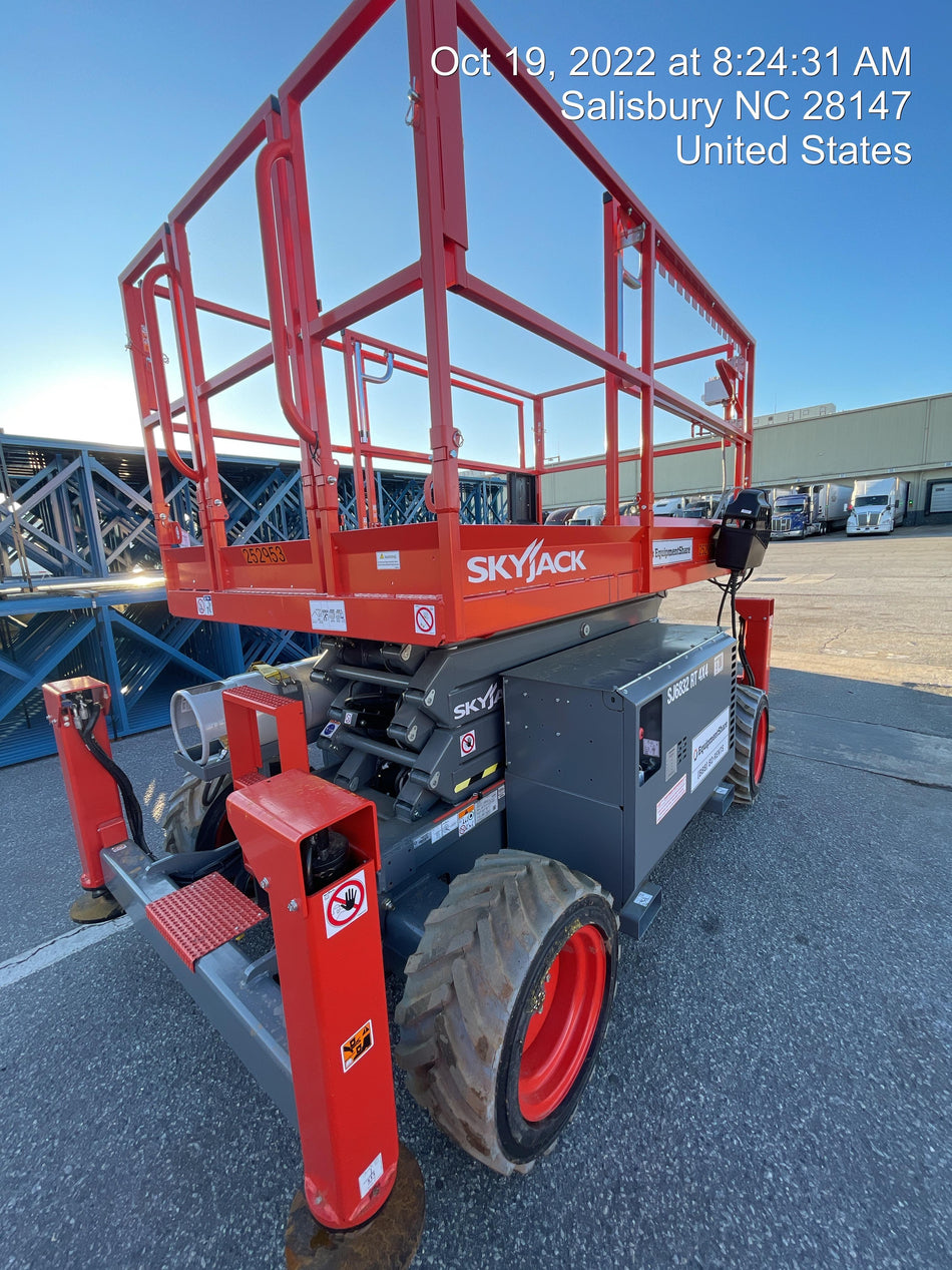 2022 SKYJACK SJ6832 RT