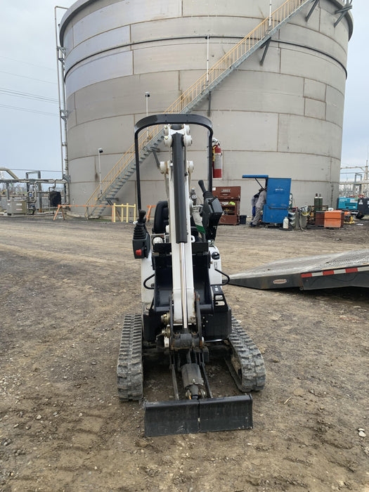 2021 BOBCAT E10