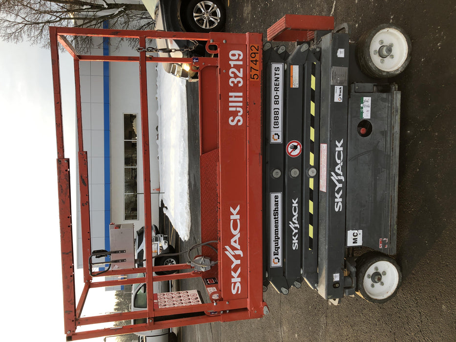 2017 Skyjack SJIII-3219 Standard Rental Specs