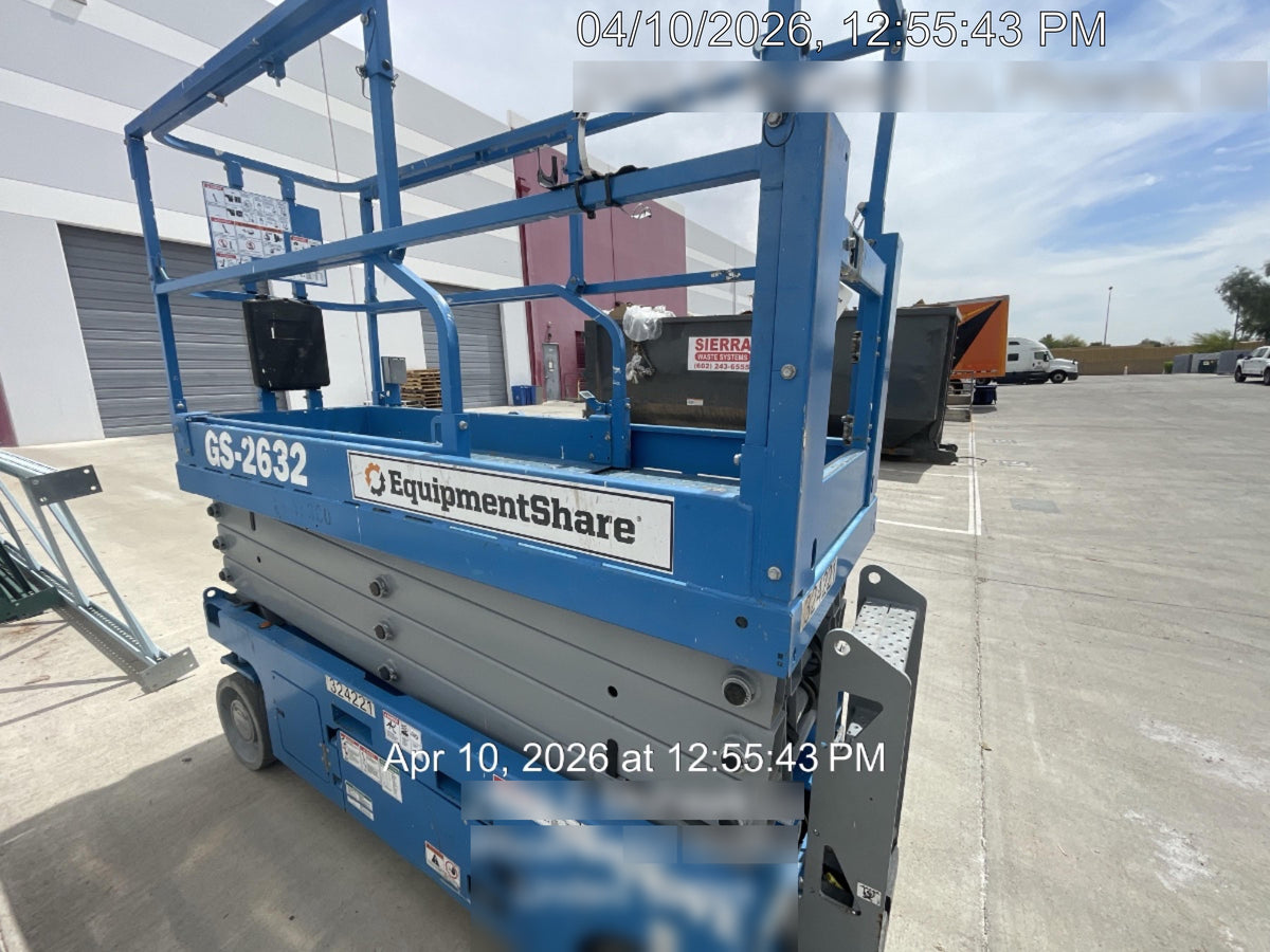 2023 GENIE GS-2632