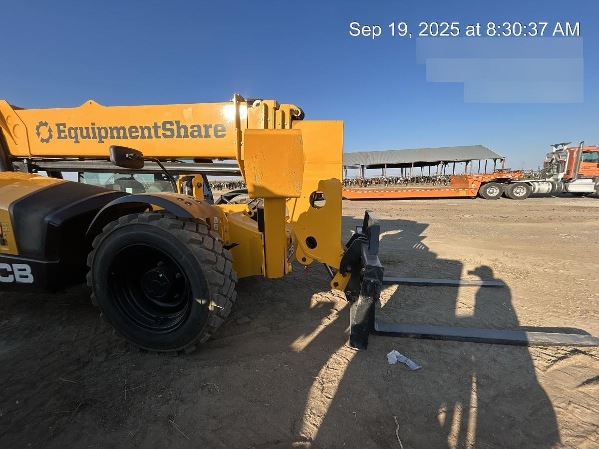 2025 JCB 512-56