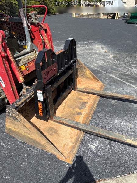 2025 VIRNIG 48" Pallet Forks - Virnig