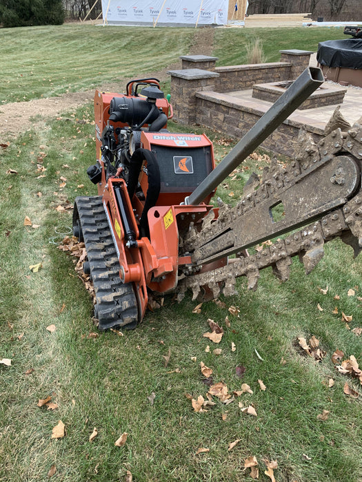 2020 DITCH WITCH C24XA