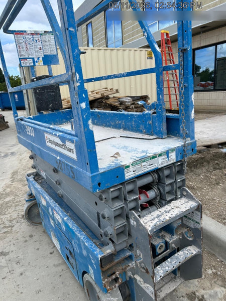 2019 Genie GS-1930 Fixed Rails with Chain Entry
