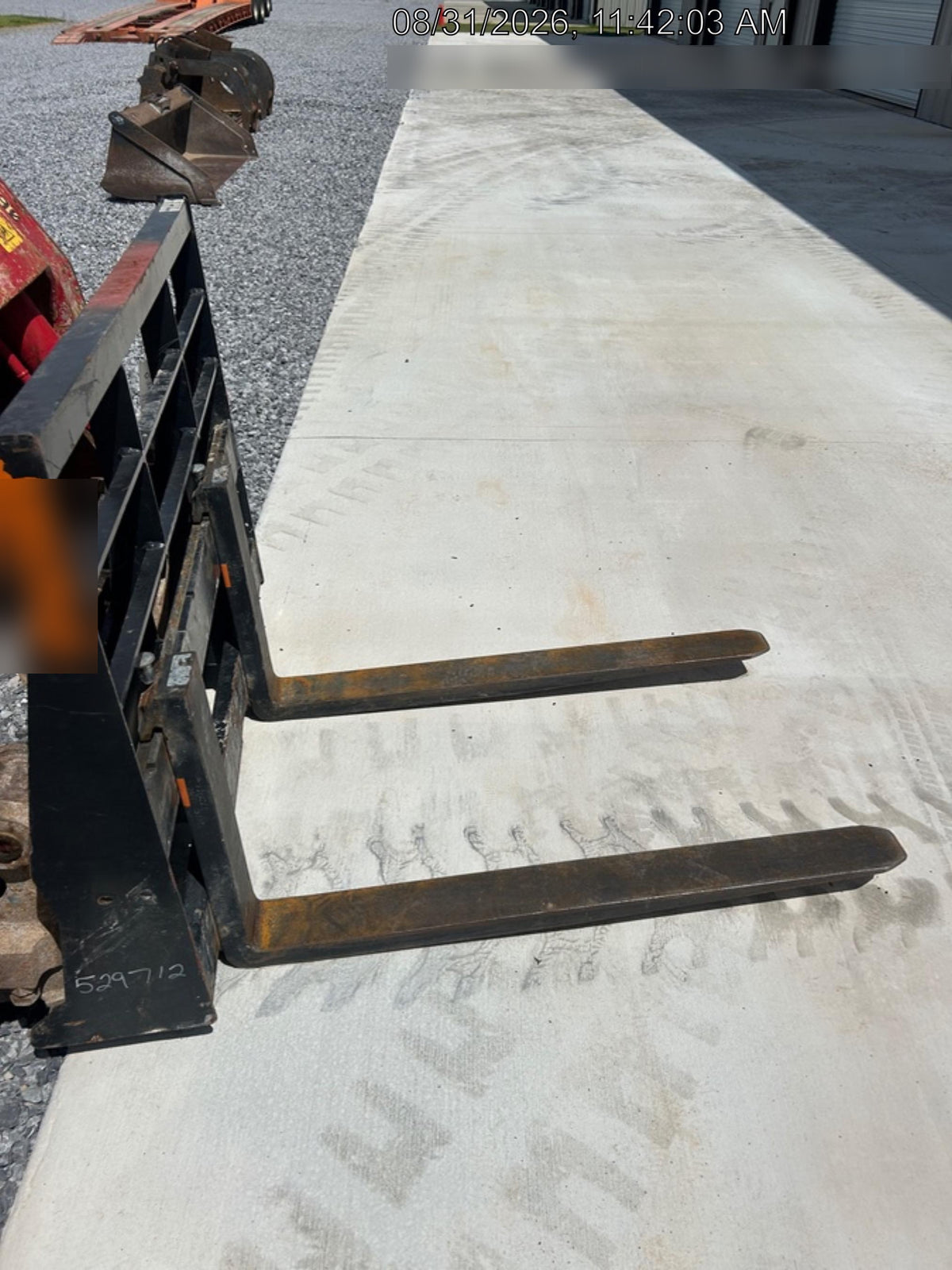 2025 ARROW MATERIAL HANDLING 60" Pallet Forks - Arrow