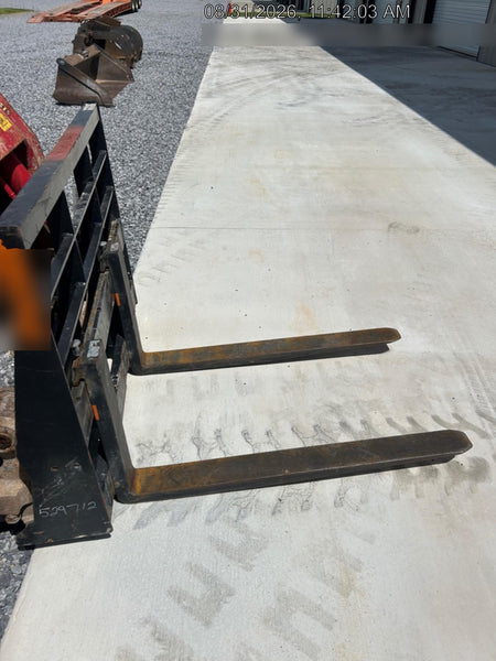 2025 ARROW MATERIAL HANDLING 60" Pallet Forks - Arrow